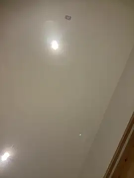 P e  online show from February 9, 2026, 2:09 am