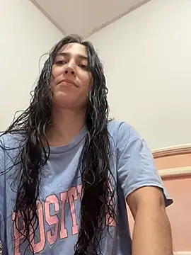 LatinDoll8 online show from July 22, 2026, 12:34 am