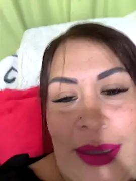 Snapshot of Natymendoza998 chatting on February 27, 2026, 12:00 am Natymendoza998 online show from February 27, 2026, 12:00 am