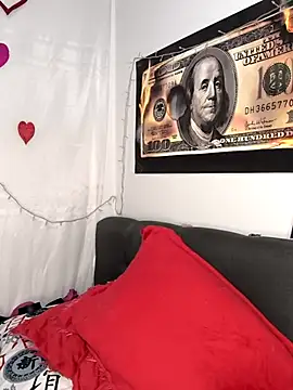 Snapshot of Natymendoza998 chatting on February 18, 2026, 11:34 pm Natymendoza998 online show from February 18, 2026, 11:34 pm