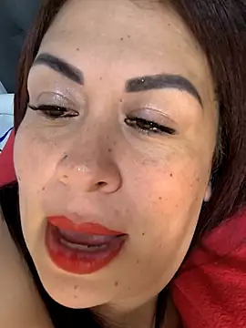 Snapshot of Natymendoza998 chatting on February 20, 2026, 6:19 am Natymendoza998 online show from February 20, 2026, 6:19 am