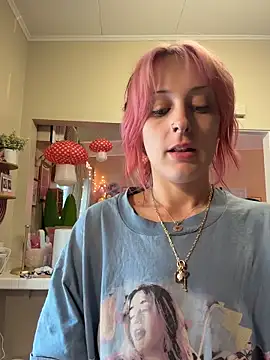 Snapshot of itscleomoon chatting on March 17, 2026, 10:46 pm itscleomoon online show from March 17, 2026, 10:46 pm