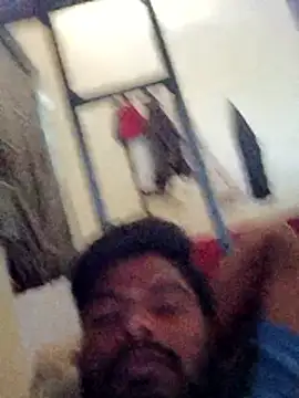 Snapshot of Anji8639 chatting on February 6, 2026, 2:51 am Anji8639 online show from February 6, 2026, 2:51 am