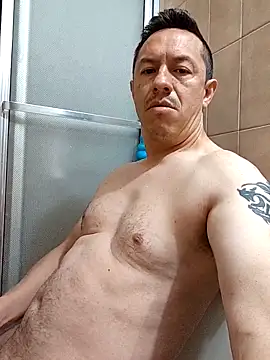 L hotcream online show from February 8, 2026, 7:39 am