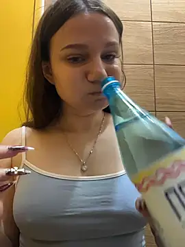 Niki Hug online show from January 12, 2026, 6:09 am