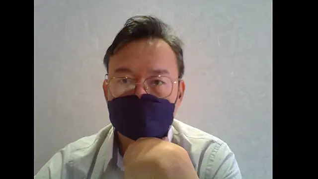 littlegoddyboy online show from March 19, 2026, 6:24 am