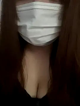 Tiamo2234 online show from December 18, 2025, 11:14 am