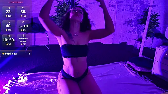 MusePole online show from December 18, 2025, 8:34 pm