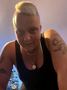 Bendoverbetty3 online show from December 21, 2025, 9:48 pm