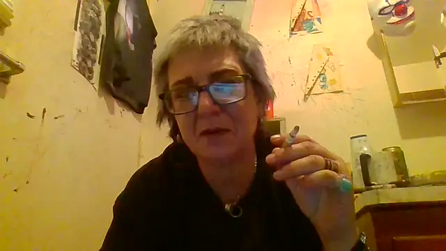 becky1111 online show from April 19, 2026, 7:16 pm