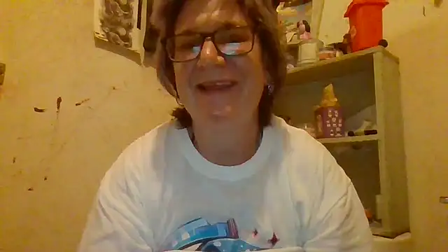 Snapshot of becky1111 chatting on June 28, 2026, 9:04 am becky1111 online show from June 28, 2026, 9:04 am