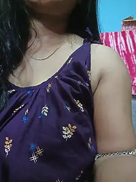 Snapshot of MAHI066 chatting on July 9, 2026, 9:03 pm MAHI066 online show from July 9, 2026, 9:03 pm