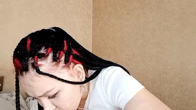 BigHeartMia online show from February 3, 2026, 6:51 am