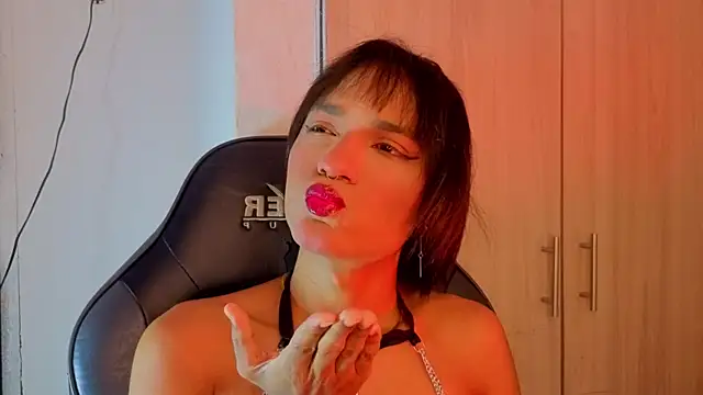 Snapshot of tiffanyy_777 chatting on August 3, 2026, 10:47 pm tiffanyy 777 online show from August 3, 2026, 10:47 pm