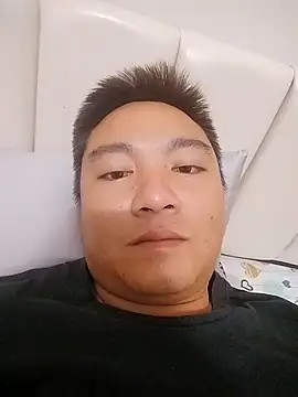 Snapshot of cocamam chatting on December 17, 2025, 10:15 pm cocamam online show from December 17, 2025, 10:15 pm