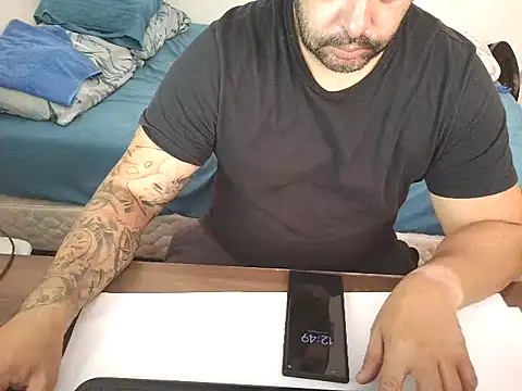 drlluis online show from January 8, 2026, 3:51 pm