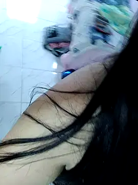 violet  rouse   online show from January 12, 2026, 4:58 pm