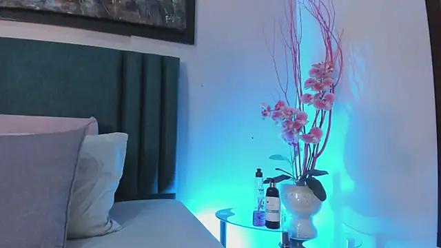 GahiaBelucci online show from February 28, 2026, 6:18 pm