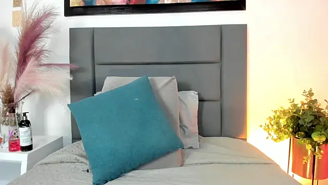 GahiaBelucci online show from February 26, 2026, 11:54 am