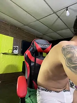 JustynAle2025 online show from February 26, 2026, 11:16 pm