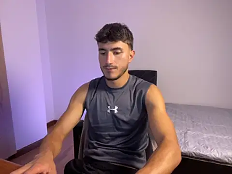 Snapshot of LIAM_COLT chatting on February 6, 2026, 9:44 pm LIAM COLT online show from February 6, 2026, 9:44 pm