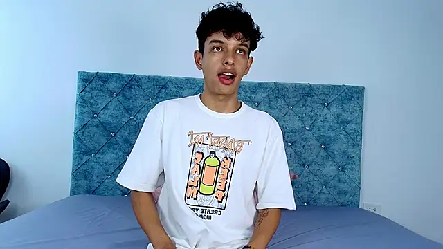 maxfrost 1 online show from December 19, 2025, 7:16 pm