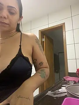 Snapshot of Nini_ chatting on June 8, 2026, 2:23 am Nini online show from June 8, 2026, 2:23 am