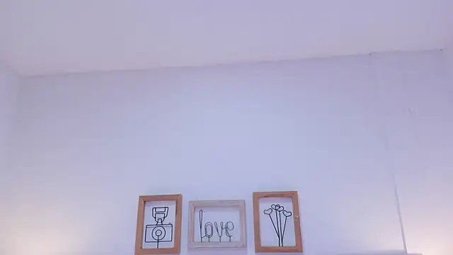 amber  ferrera online show from March 6, 2026, 7:42 pm