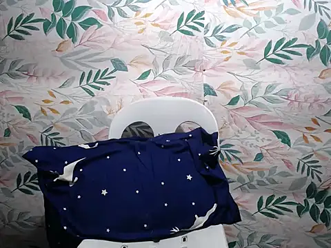 WildHornyPussy4u online show from February 3, 2026, 3:59 am