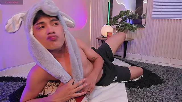 Snapshot of Thristan_Leones chatting on February 23, 2026, 6:36 am Thristan Leones online show from February 23, 2026, 6:36 am