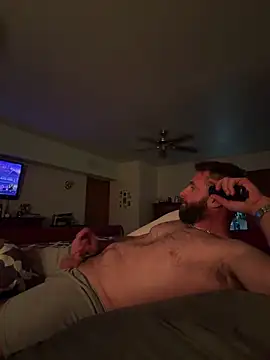 Snapshot of feralfloridacple chatting on March 13, 2026, 6:29 am feralfloridacple online show from March 13, 2026, 6:29 am