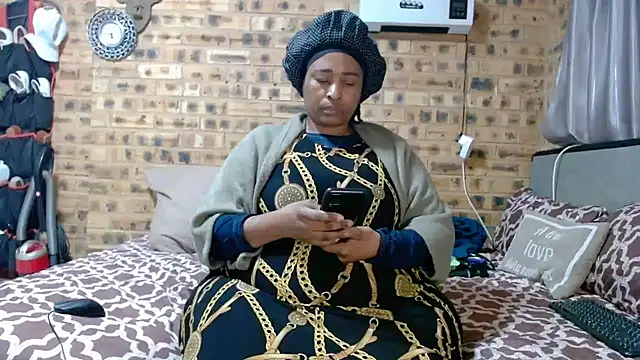 AFRICANBOOTYLICIOUS online show from July 5, 2026, 4:19 am