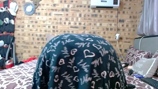 AFRICANBOOTYLICIOUS online show from June 30, 2026, 12:49 pm