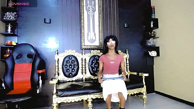 Xamira   online show from December 23, 2025, 2:44 am