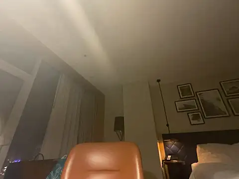 XhotLatte online show from March 15, 2026, 9:33 pm