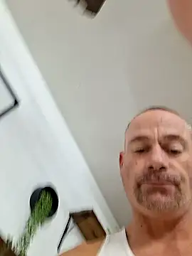 MISTERANDDEMI online show from March 4, 2026, 8:49 pm