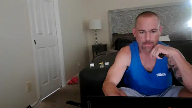Snapshot of MISTERANDDEMI chatting on June 18, 2026, 12:53 am MISTERANDDEMI online show from June 18, 2026, 12:53 am