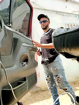 Snapshot of PIGHIGHDIRTY_p0 chatting on March 17, 2026, 5:38 pm PIGHIGHDIRTY p0 online show from March 17, 2026, 5:38 pm