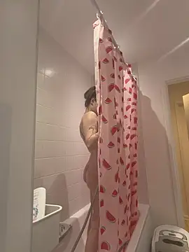 LilyLuck  online show from March 27, 2026, 5:36 pm