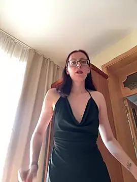 Snapshot of RussianGirls_ chatting on August 4, 2026, 1:37 pm RussianGirls online show from August 4, 2026, 1:37 pm