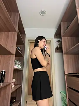 Snapshot of RussianGirls_ chatting on June 24, 2026, 6:23 am RussianGirls online show from June 24, 2026, 6:23 am