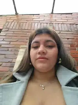 Snapshot of Ivy_enjoy chatting on July 1, 2026, 6:08 pm Ivy enjoy online show from July 1, 2026, 6:08 pm