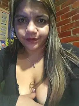 Snapshot of Ivy_enjoy chatting on June 14, 2026, 2:24 am Ivy enjoy online show from June 14, 2026, 2:24 am