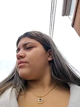 Snapshot of Ivy_enjoy chatting on August 3, 2026, 5:19 pm Ivy enjoy online show from August 3, 2026, 5:19 pm