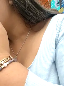 Snapshot of Ivy_enjoy chatting on July 18, 2026, 4:04 pm Ivy enjoy online show from July 18, 2026, 4:04 pm