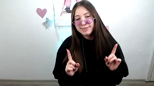 Angel sileniaaa  online show from January 13, 2026, 7:56 am