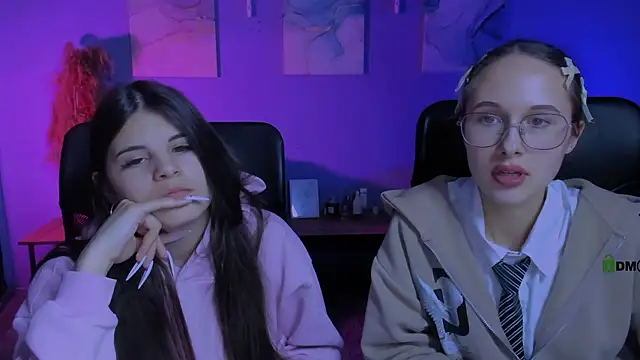 lizzie boom  online show from March 27, 2026, 8:21 pm