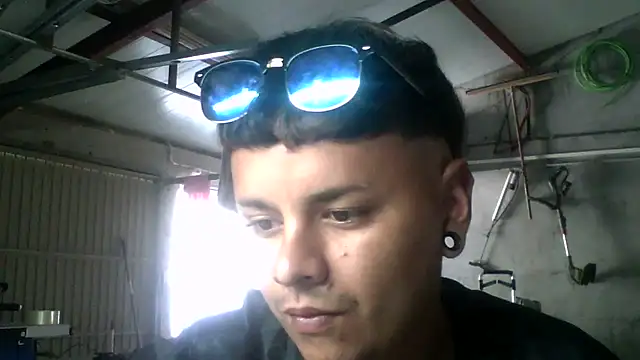 Sickbooy69 online show from April 22, 2026, 12:12 pm