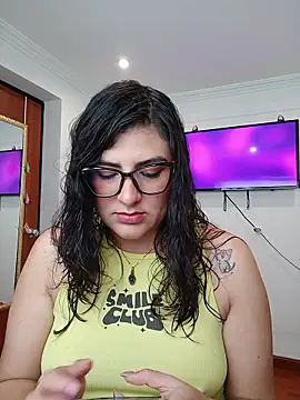 Snapshot of ahrianabluff chatting on January 13, 2026, 3:05 pm ahrianabluff online show from January 13, 2026, 3:05 pm