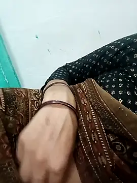 Snapshot of mantraverma chatting on April 2, 2026, 2:24 pm mantraverma online show from April 2, 2026, 2:24 pm